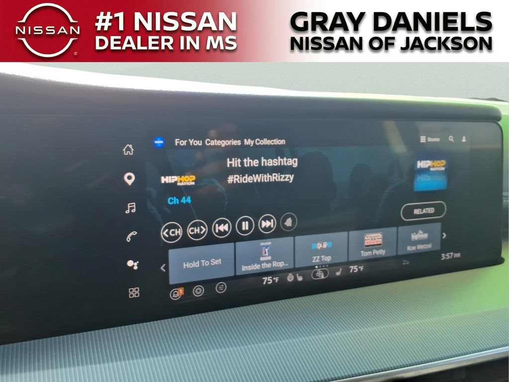 New 2025 Nissan Murano SL AWD/4WD image 17