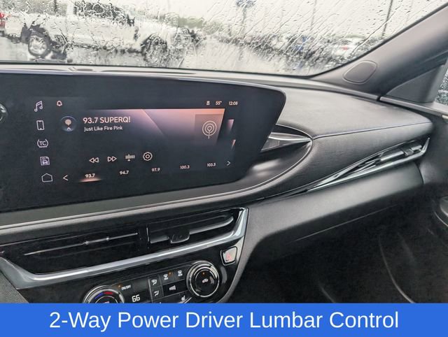 Used 2025 Buick Envista Sport Touring w/ Convenience I Package FWD image 21