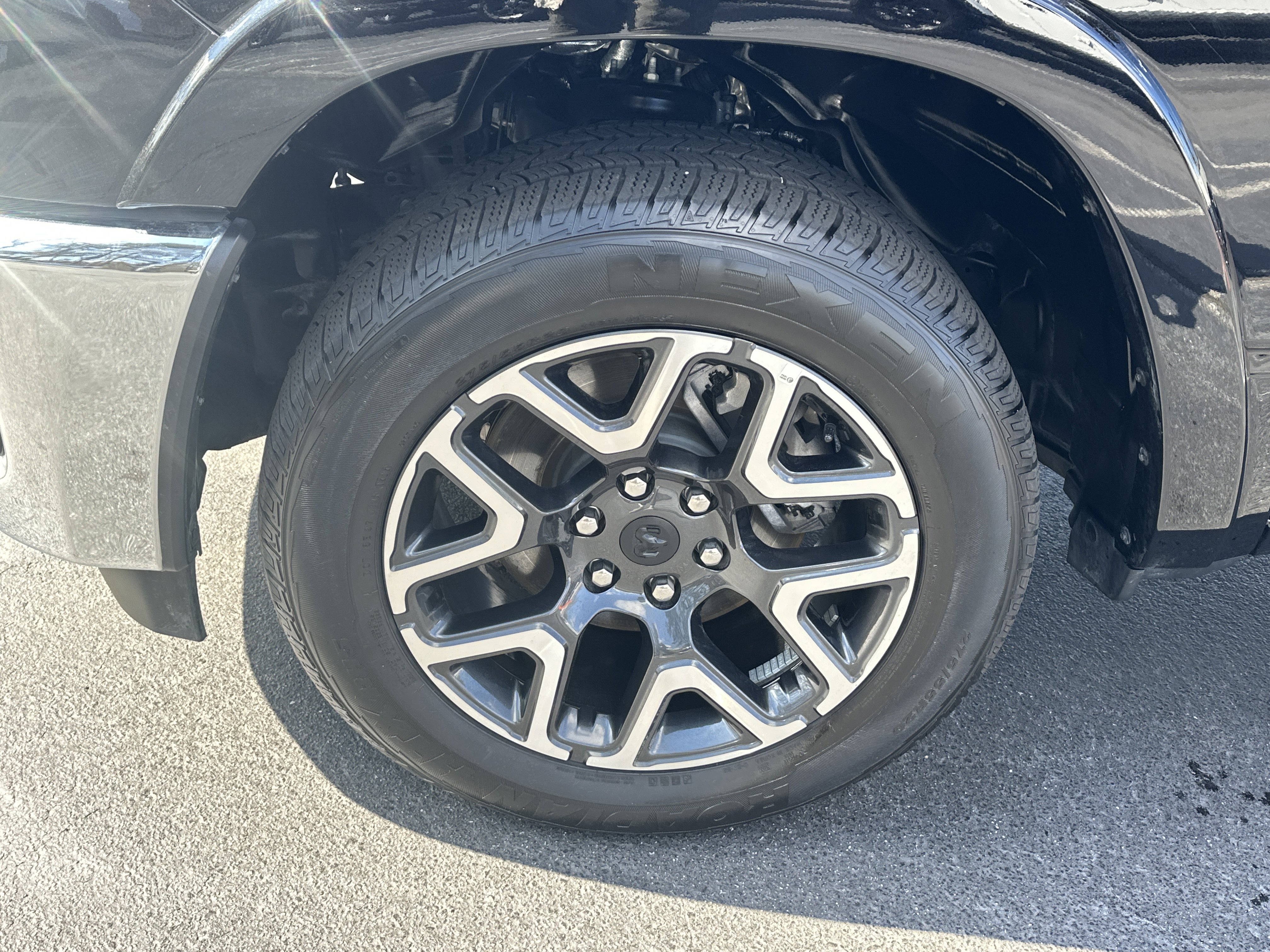 Used 2026 RAM 1500 Laramie w/ Bed Utility Group image 13