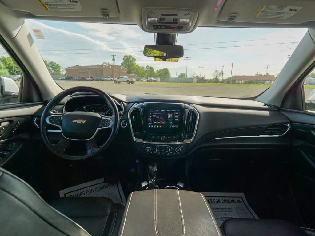 Used 2021 Chevrolet Traverse High Country AWD/4WD image 16
