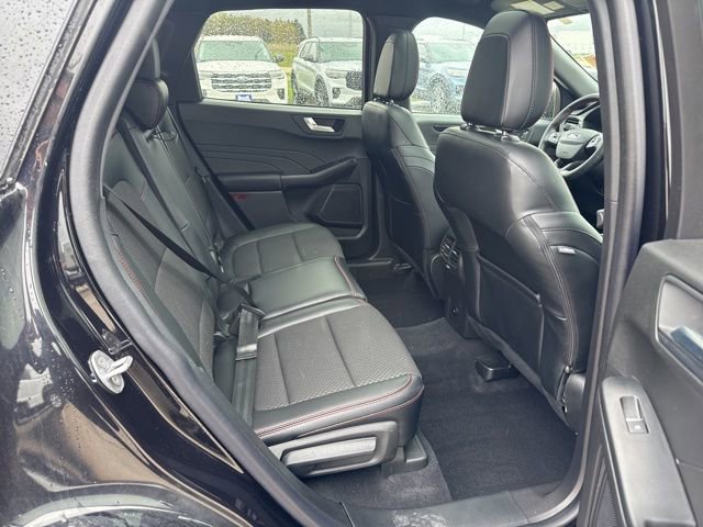 Used 2023 Ford Escape ST-Line w/ Tech Pack #1 AWD/4WD image 13