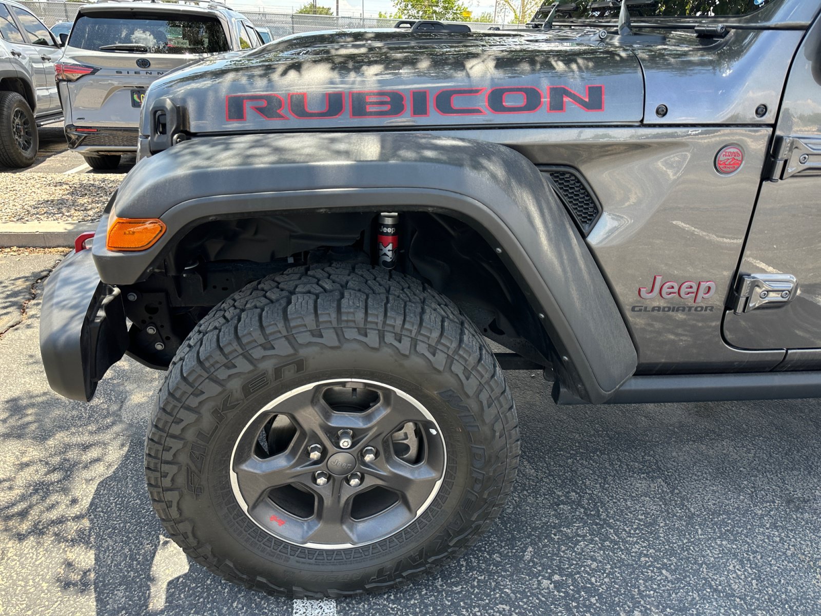 Used 2022 Jeep Gladiator Rubicon w/ Cold Weather Group AWD/4WD image 9