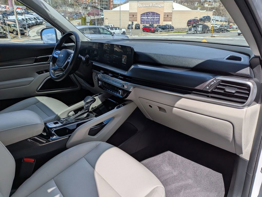Used 2023 Kia Telluride S w/ S Sunroof Package image 30
