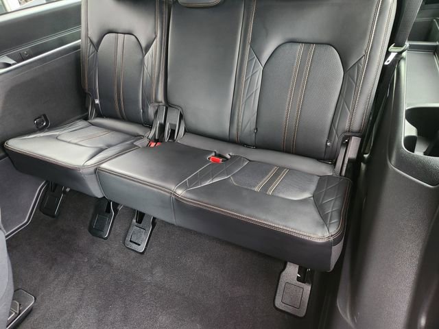 Used 2024 Ford Expedition Max Platinum image 30