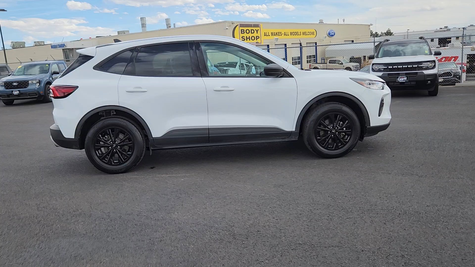 Used 2025 Ford Escape Active image 3