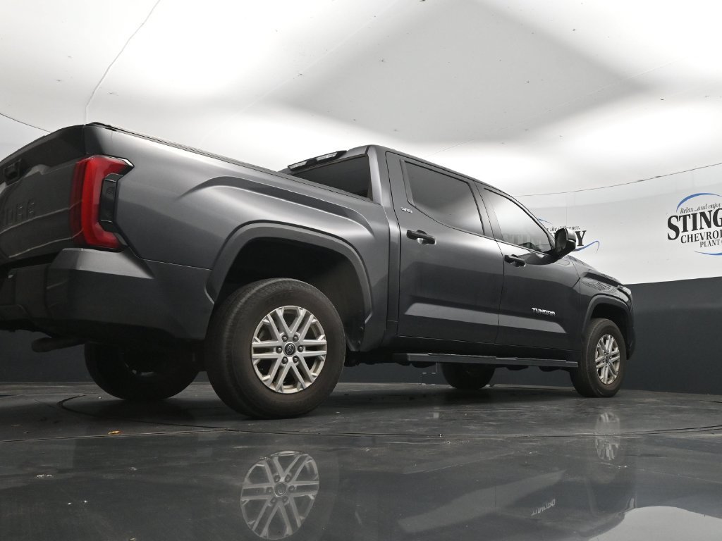 Used 2024 Toyota Tundra SR5 AWD/4WD image 32