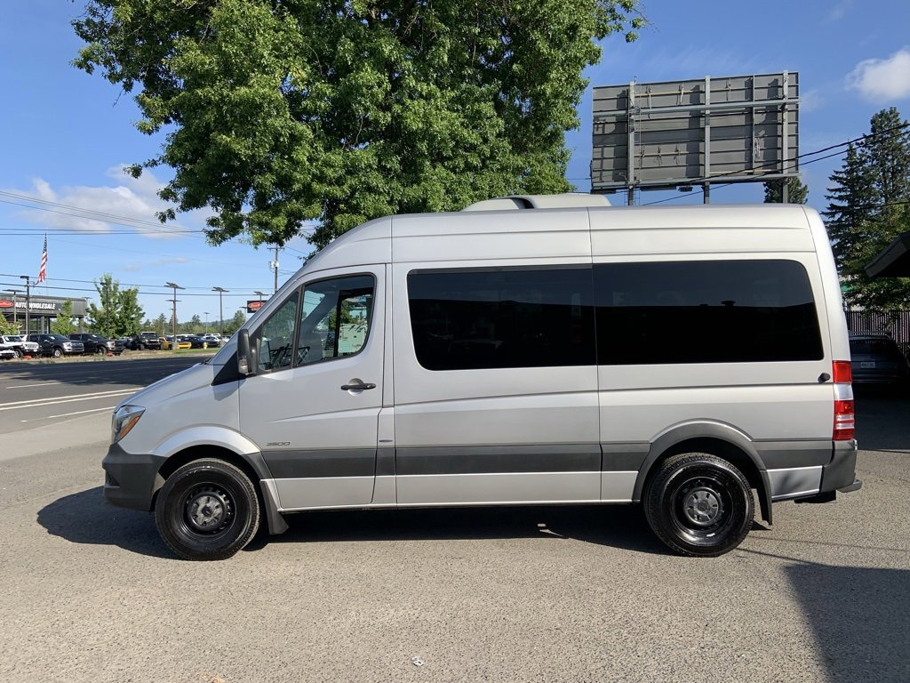 Used 2016 Mercedes-Benz Sprinter 2500 image 6
