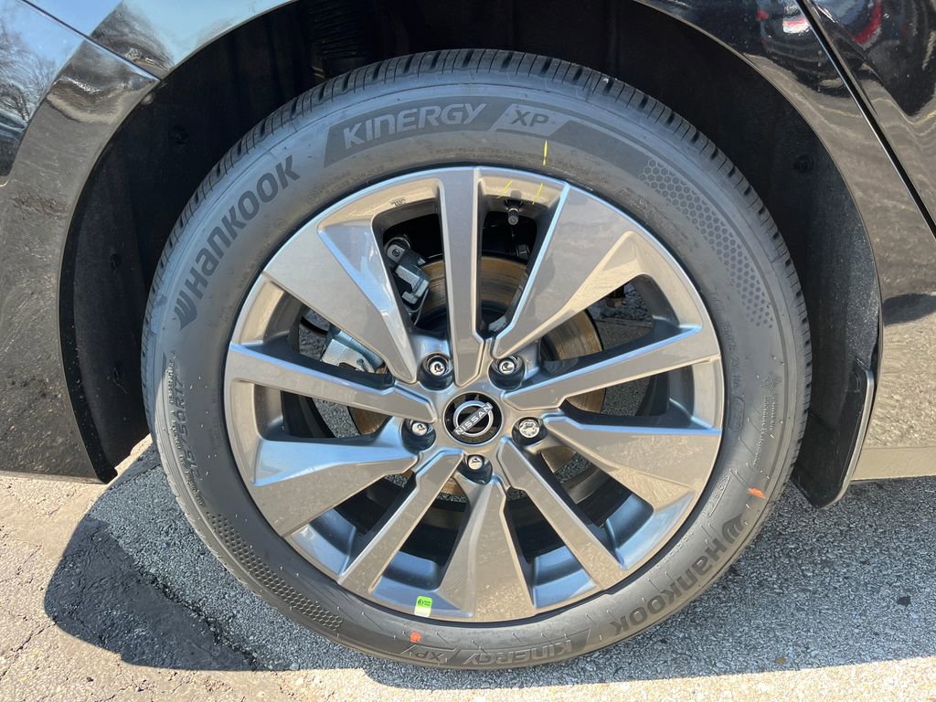 New 2026 Nissan Sentra SL w/ Floor Mat Package FWD image 12