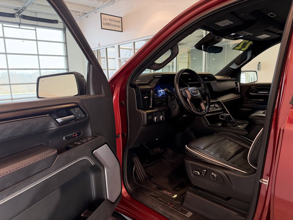 Used 2022 GMC Sierra 1500 AT4X image 18