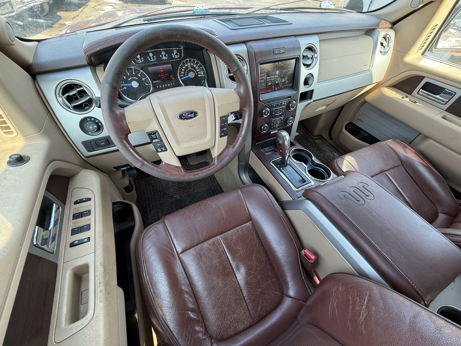 Used 2014 Ford F150 King Ranch w/ King Ranch Luxury Package image 17