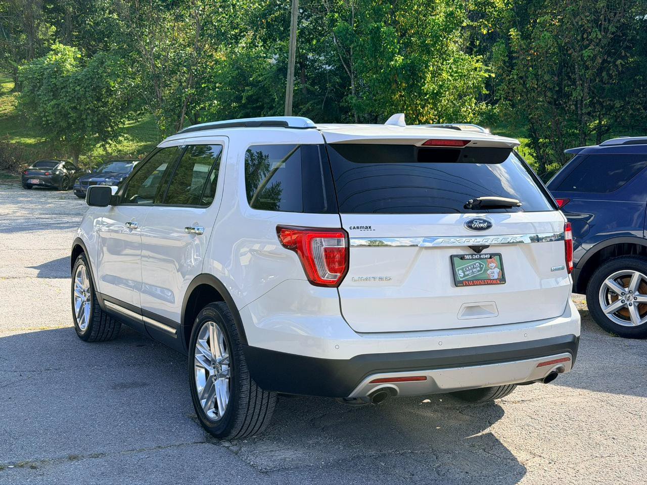 Used 2017 Ford Explorer Limited FWD image 7