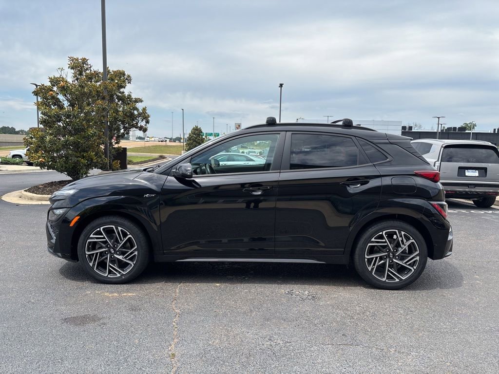 Used 2022 Hyundai Kona N Line w/ Tech Package FWD image 8