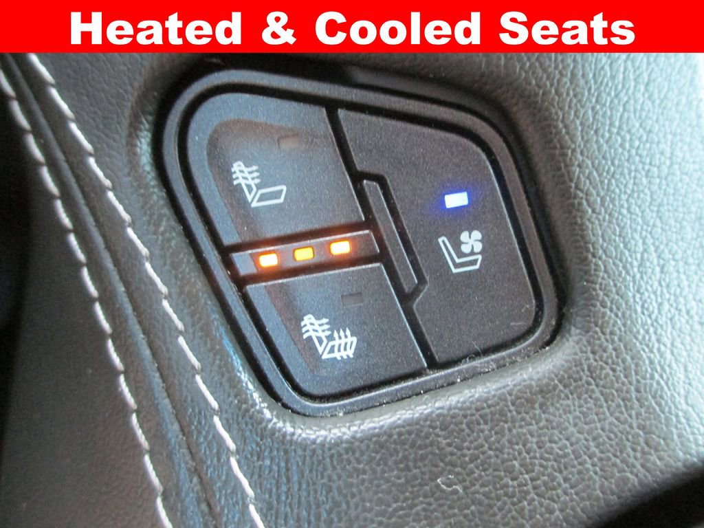 Used 2018 Chevrolet Suburban Premier image 20