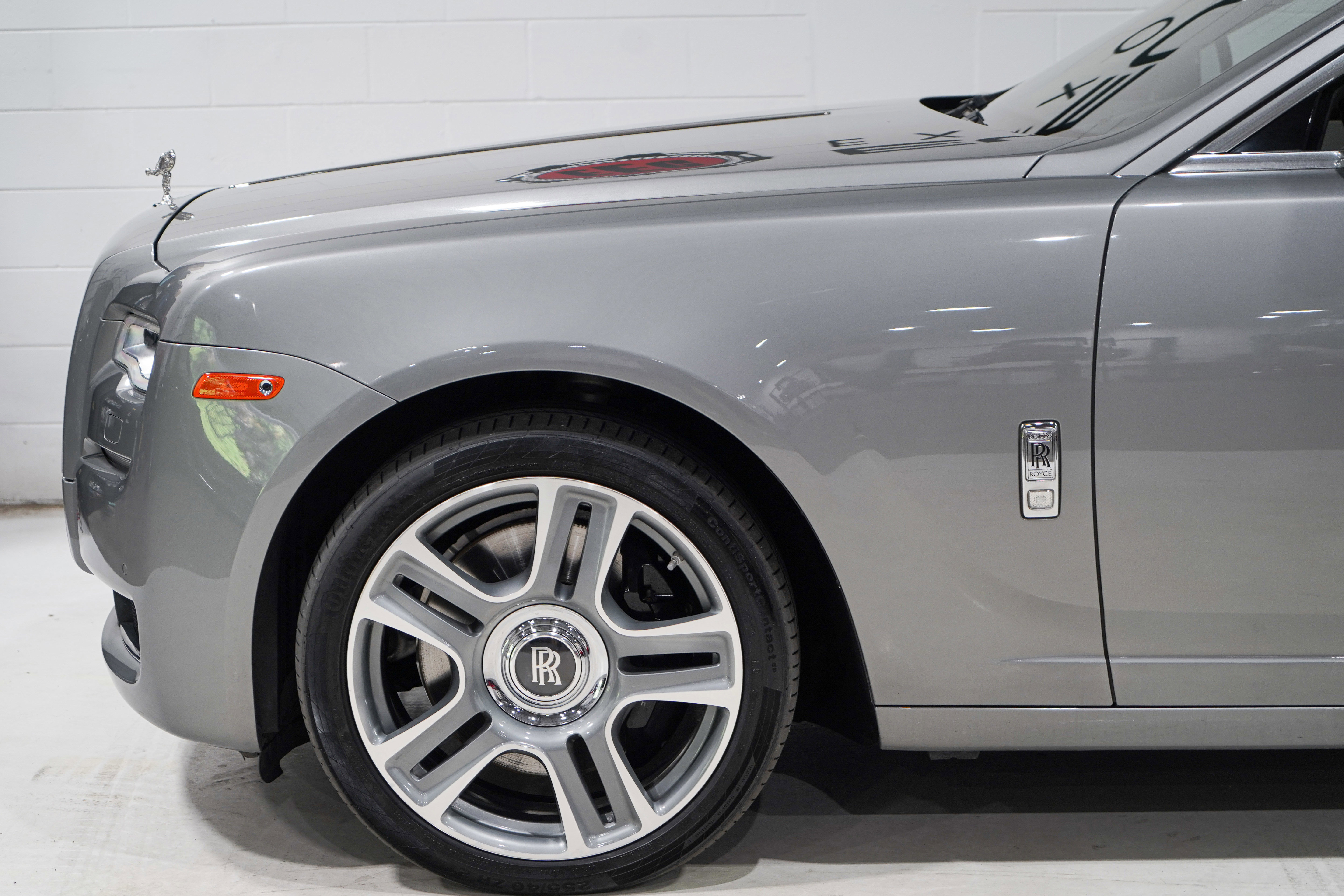 Used 2015 Rolls-Royce Ghost RWD image 34