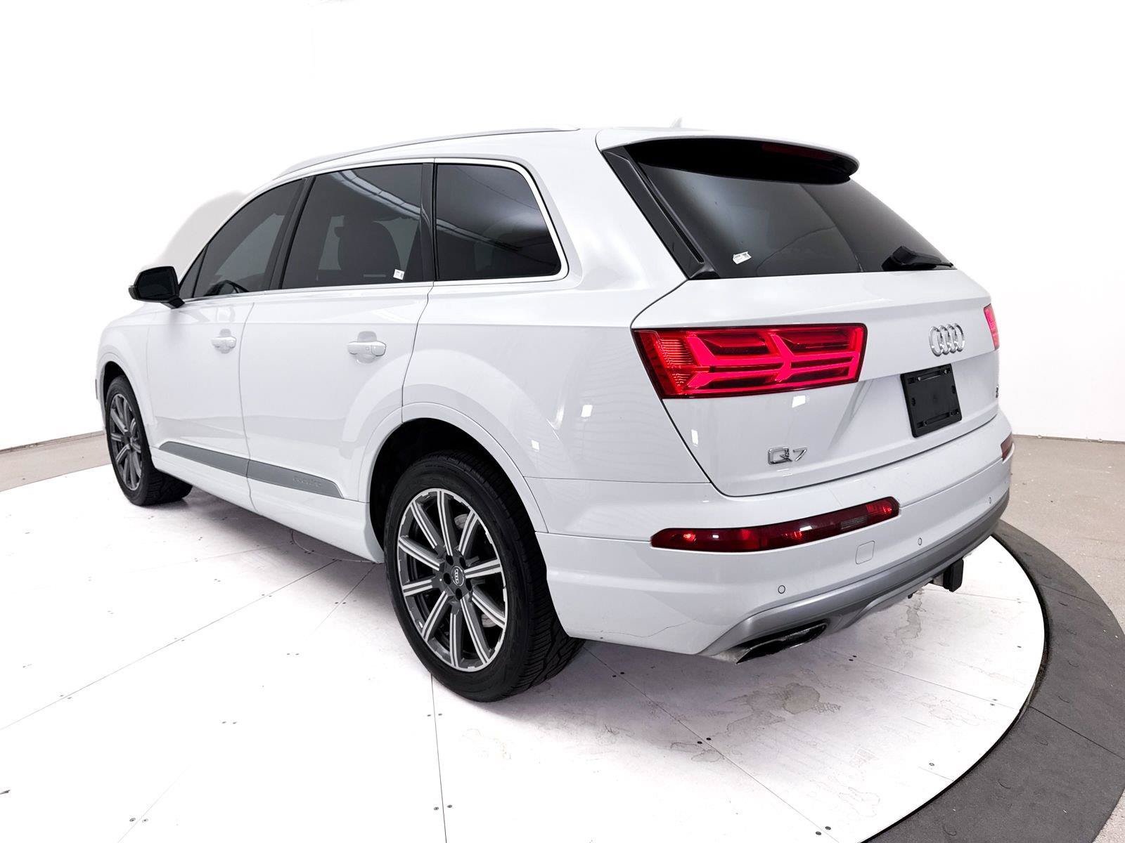 Used 2018 Audi Q7 3.0T Premium Plus AWD/4WD image 18