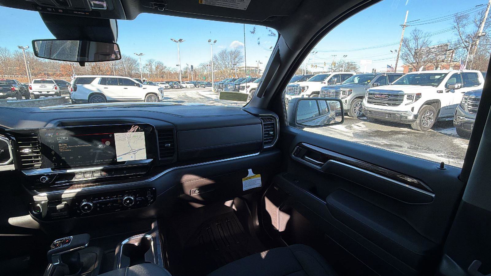 New 2026 GMC Sierra 1500 Elevation image 28