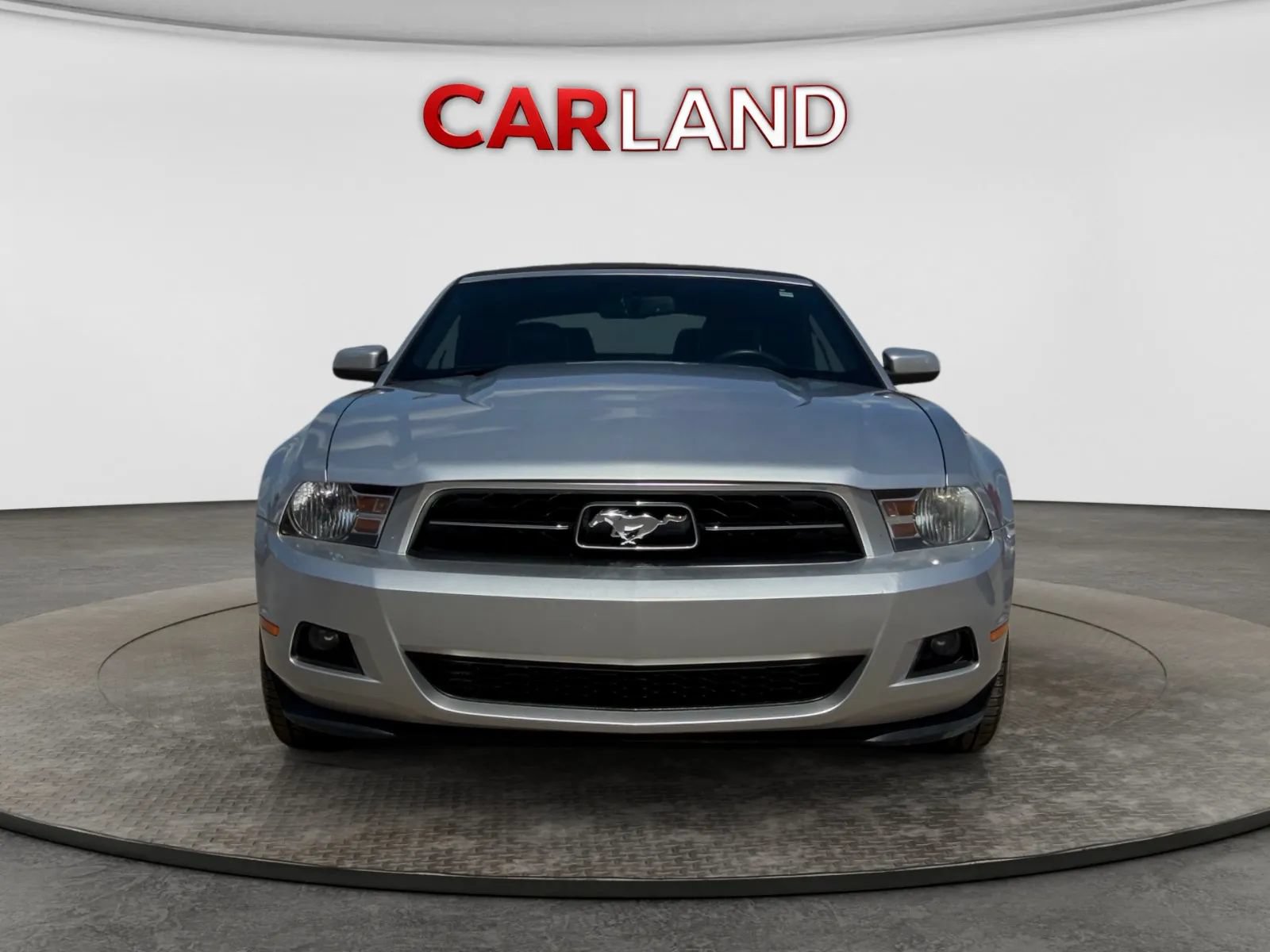 Used 2011 Ford Mustang Premium w/ 202A Rapid Spec Order Code RWD image 9