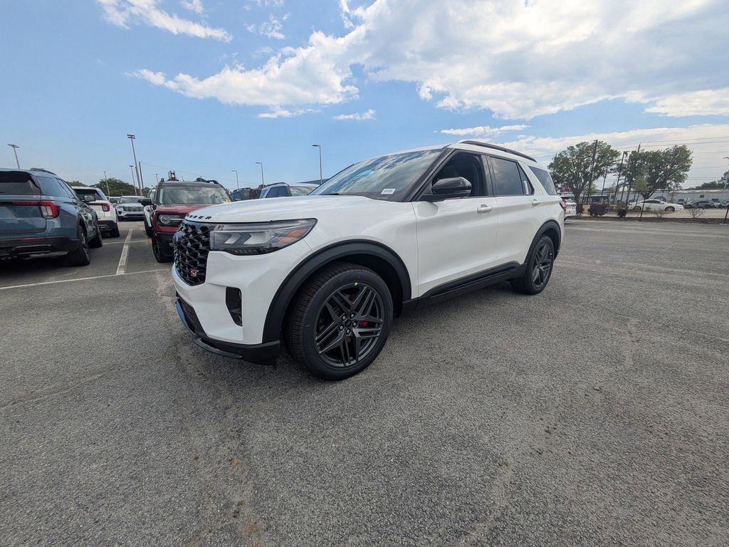 New 2026 Ford Explorer ST RWD image 7