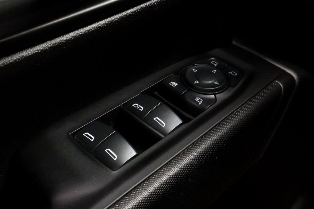 Used 2025 Chevrolet Silverado 2500 Custom w/ Custom Value Package image 25