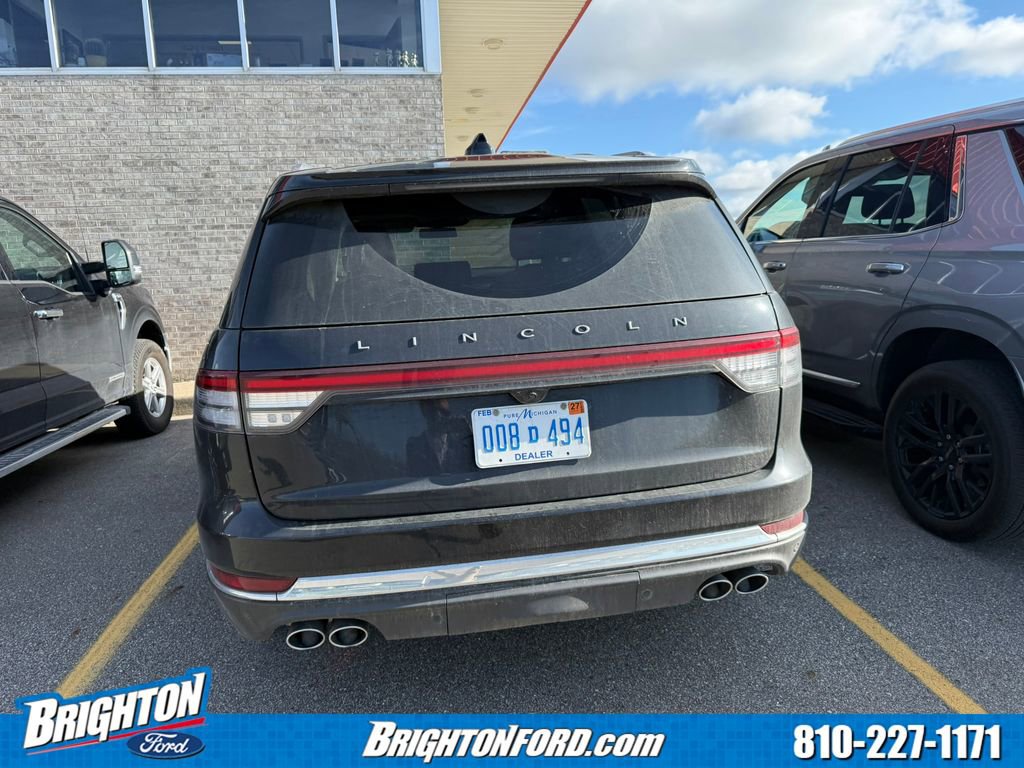 Used 2025 Lincoln Aviator AWD image 6