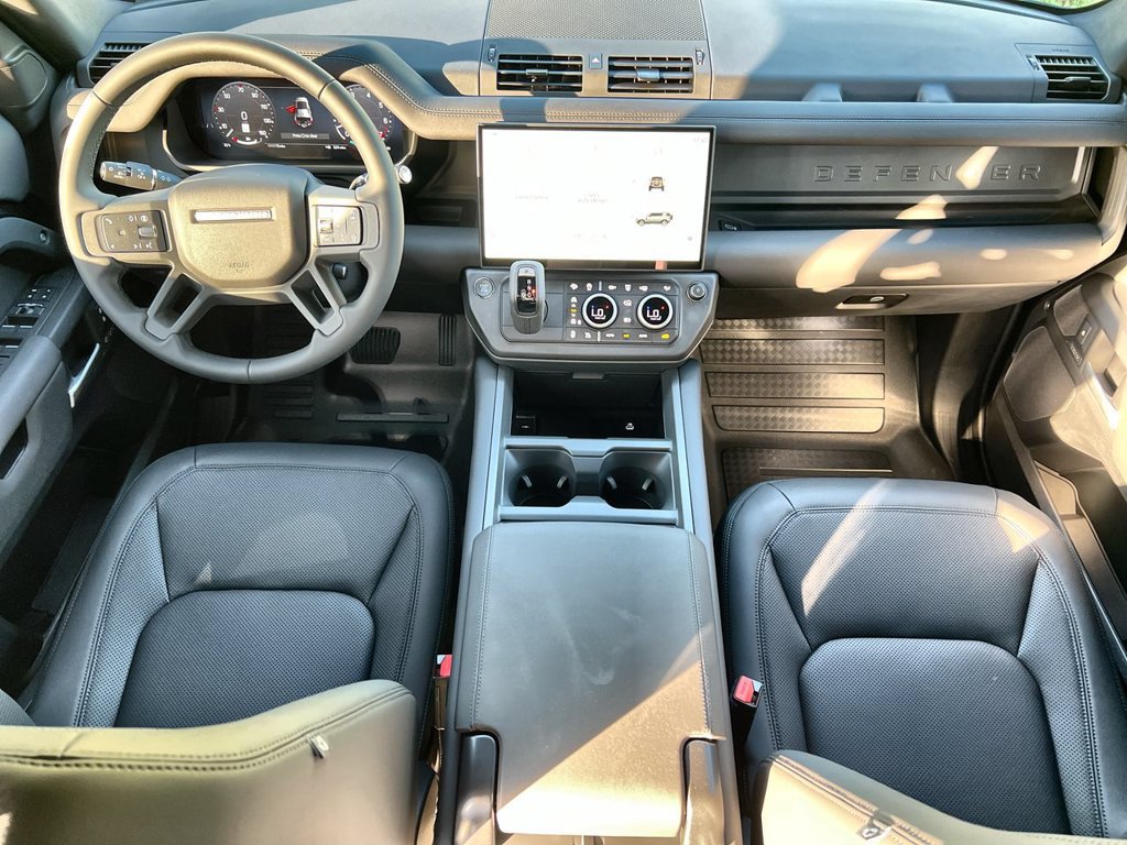 New 2026 Land Rover Defender 110 X-Dynamic SE AWD/4WD image 12