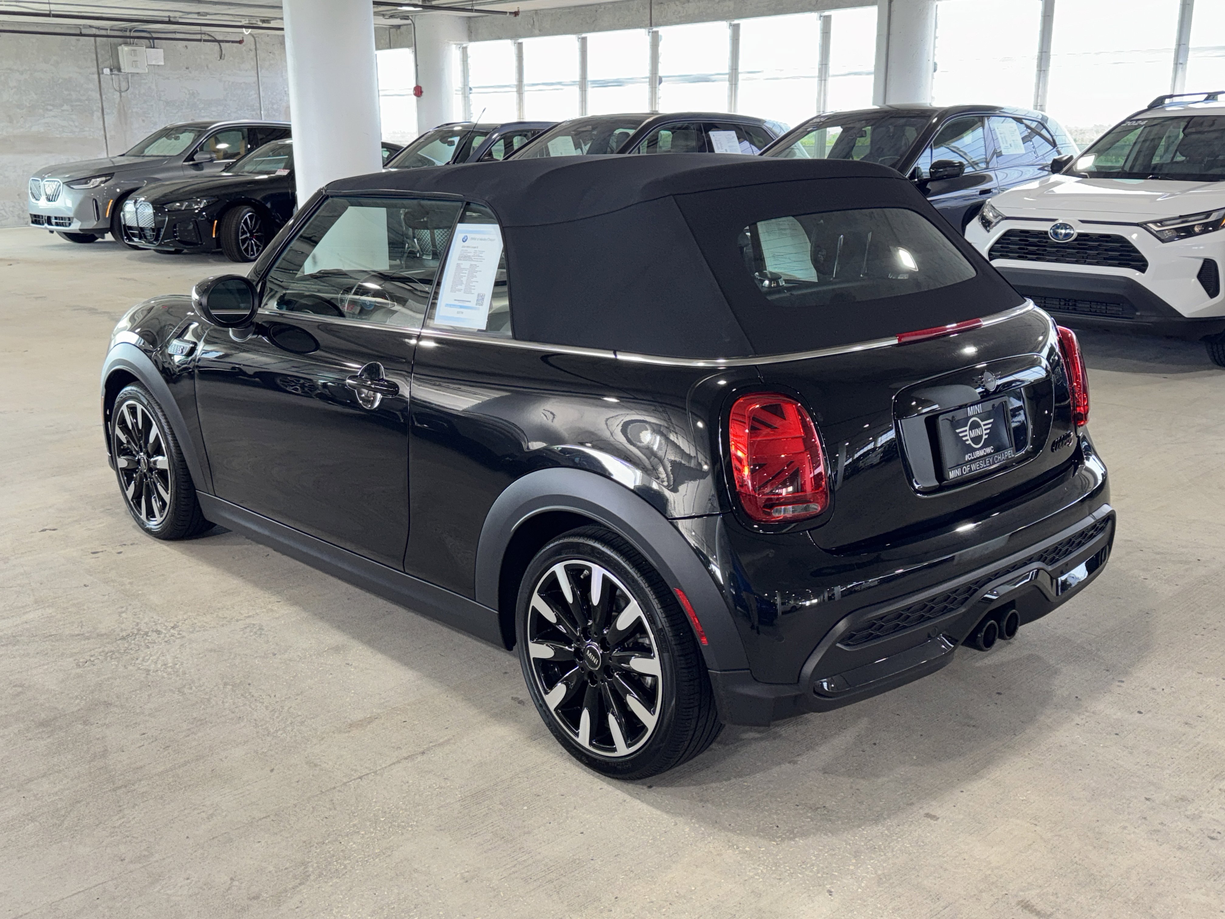 Used 2024 MINI Cooper S FWD image 6