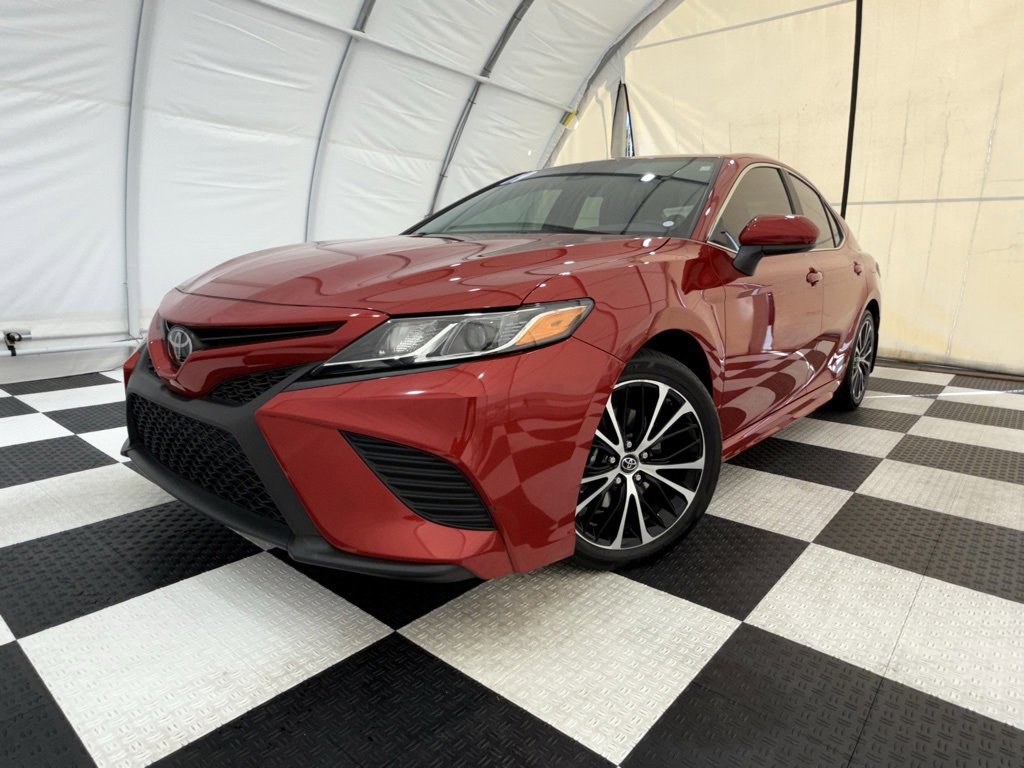 Used 2019 Toyota Camry SE