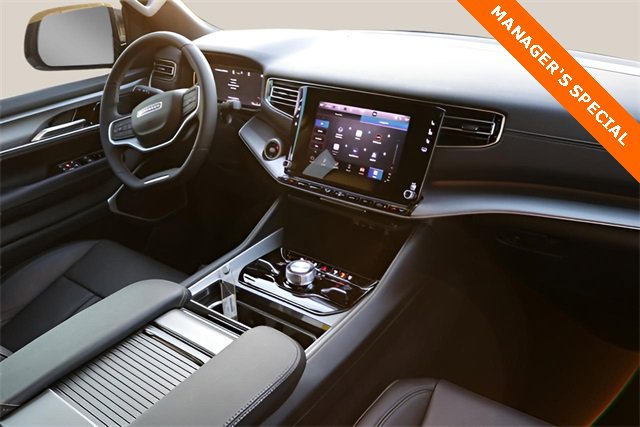 New 2025 Jeep Wagoneer L Series III w/ Rear Seat Video Group 1 image 16