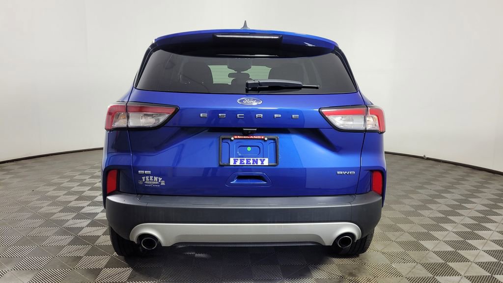 Used 2022 Ford Escape SE w/ Convenience Package image 8