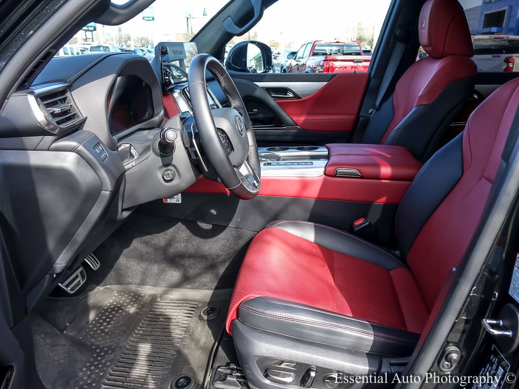 Used 2025 Lexus LX 700h F Sport image 13