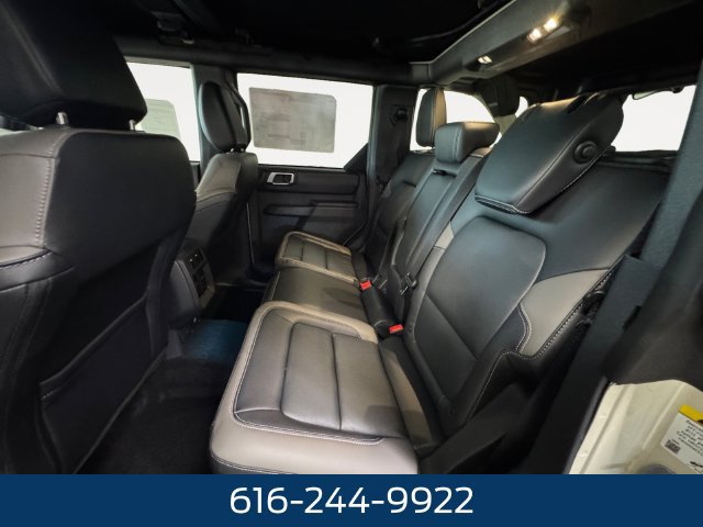 New 2026 Ford Bronco Outer Banks w/ Sasquatch Package AWD/4WD image 21
