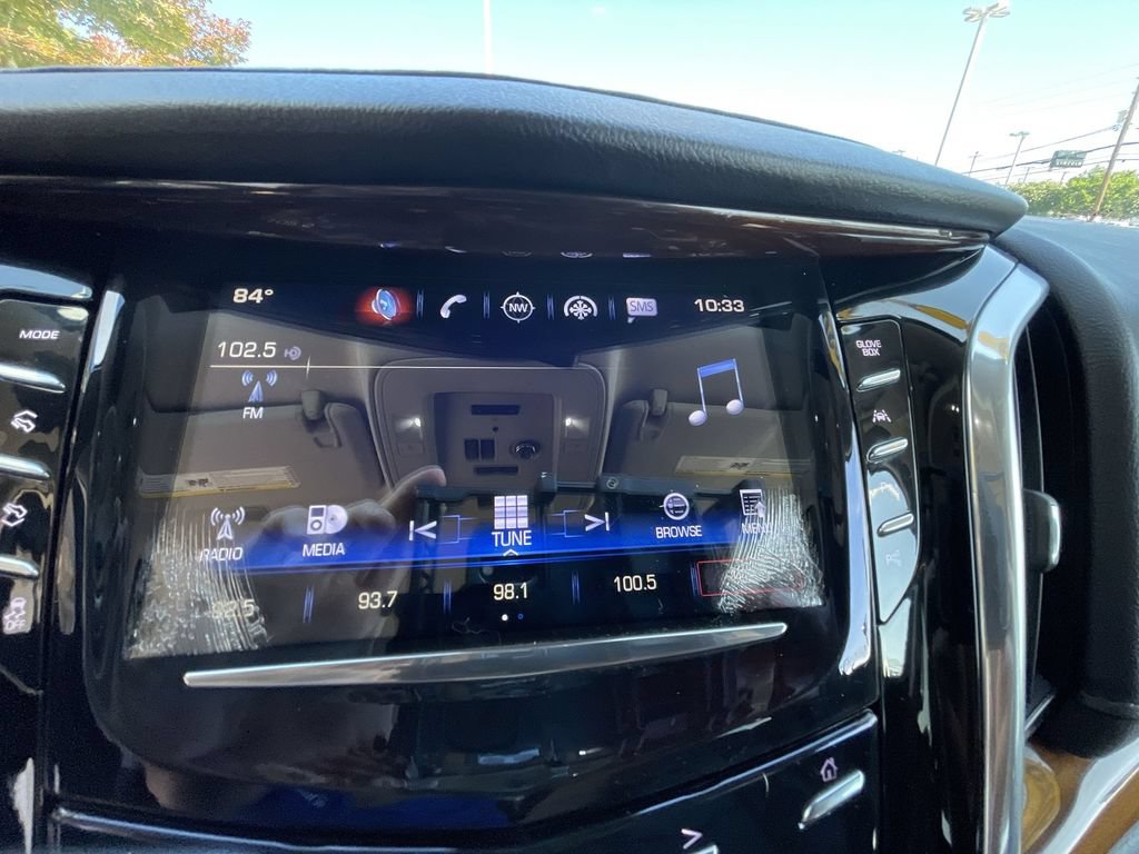 Used 2020 Cadillac Escalade ESV Luxury AWD/4WD image 13