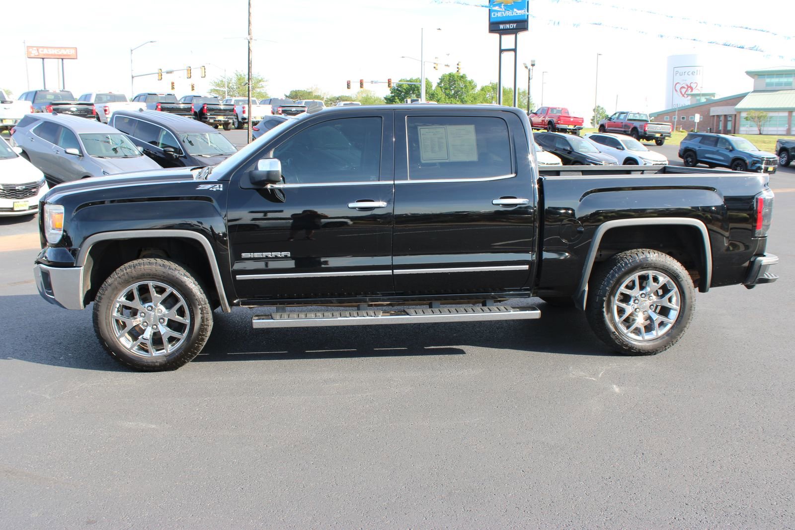 Used 2014 GMC Sierra 1500 SLT w/ SLT Crew Cab Value Package image 5