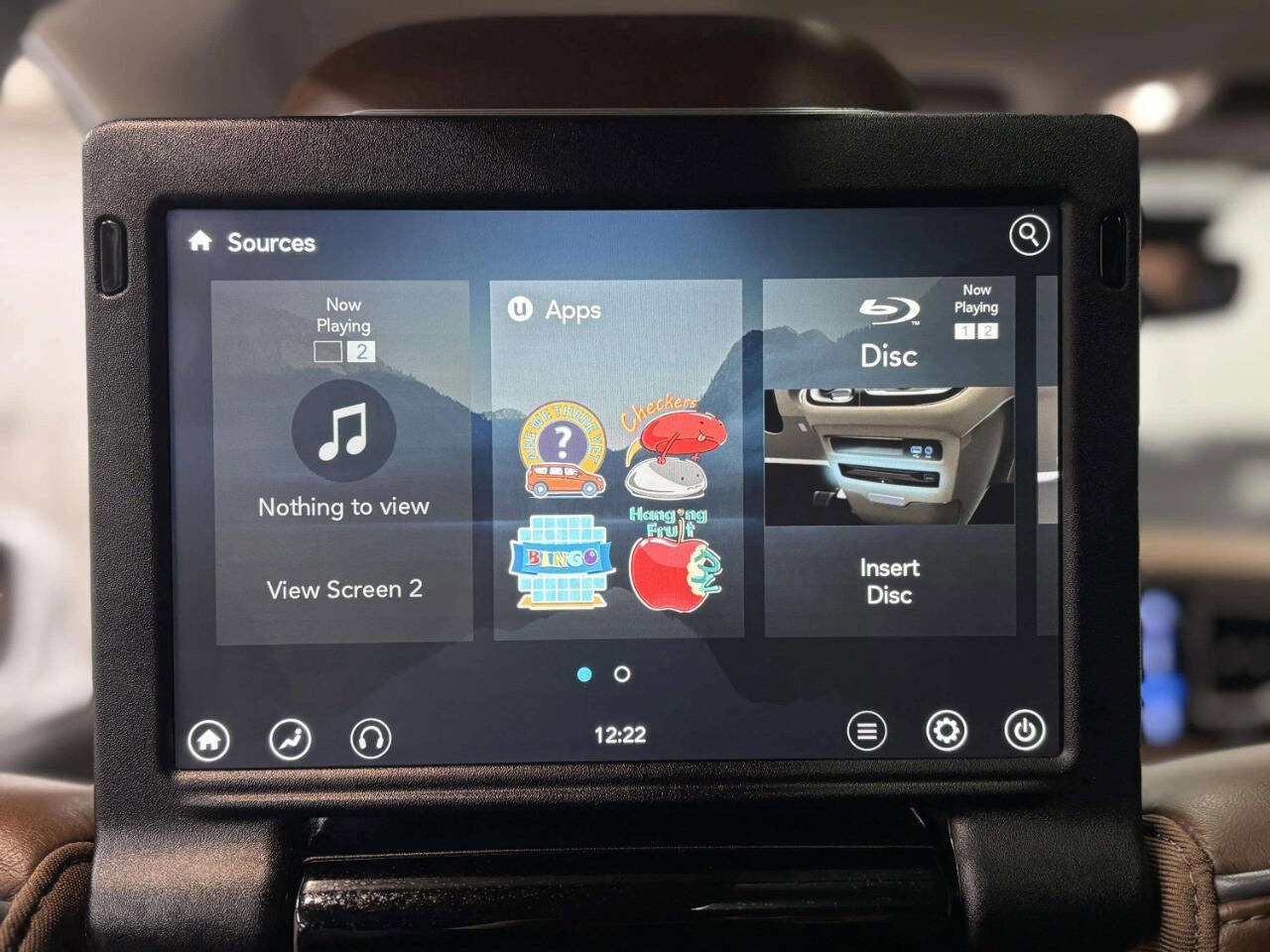 Used 2017 Chrysler Pacifica Limited image 16