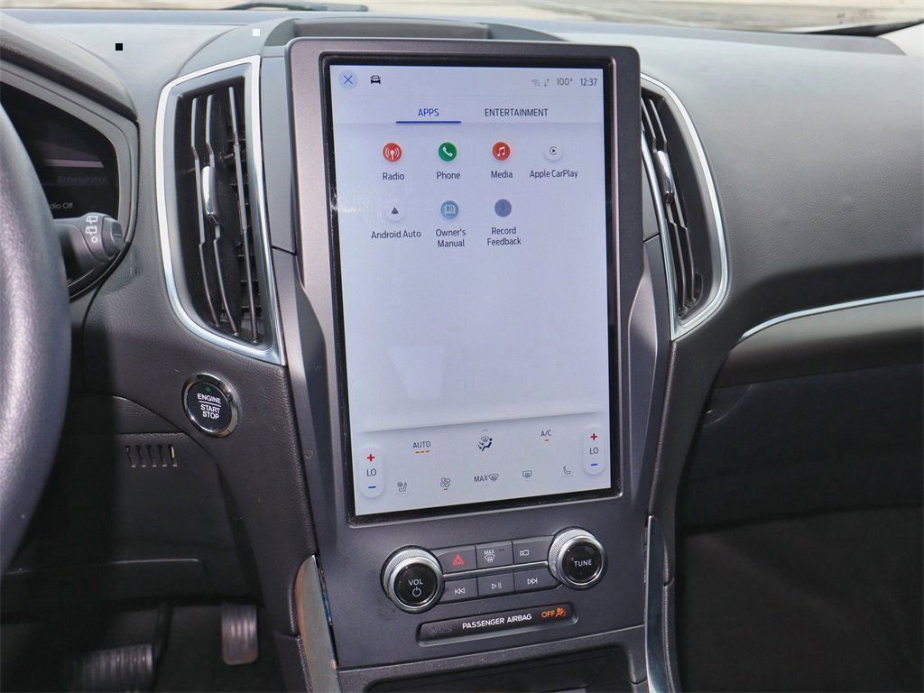 Used 2024 Ford Edge Titanium image 19