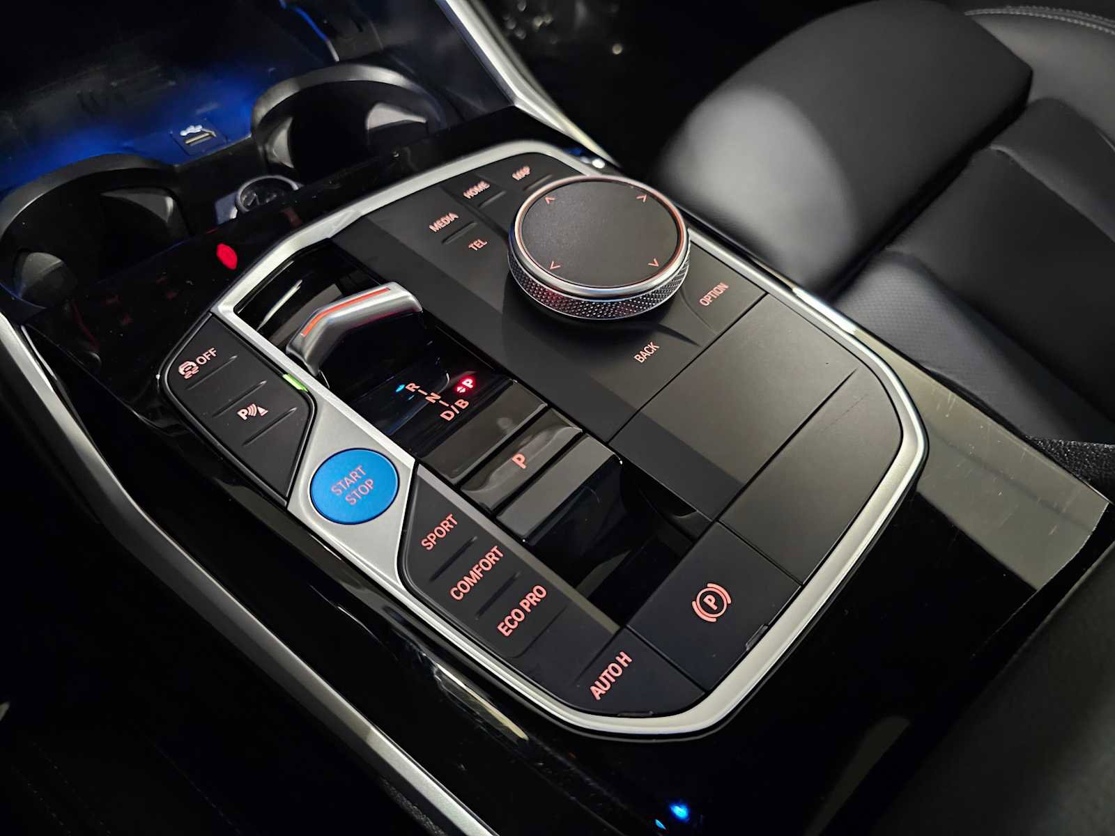 Used 2023 BMW i4 eDrive35 w/ Premium Package image 22