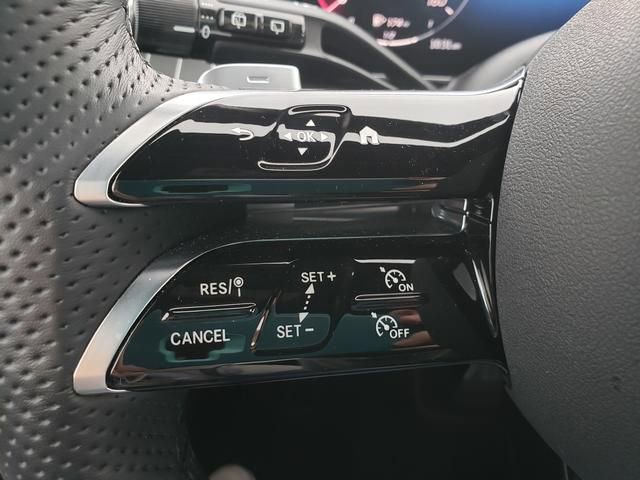 Used 2026 Mercedes-Benz GLC 300 4MATIC image 25