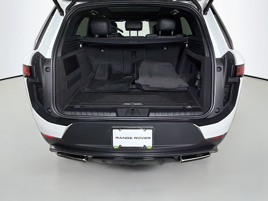 Certified 2025 Land Rover Range Rover Sport SE AWD/4WD image 27