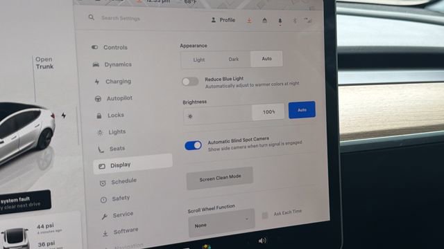 Used 2023 Tesla Model 3 Standard Range image 27