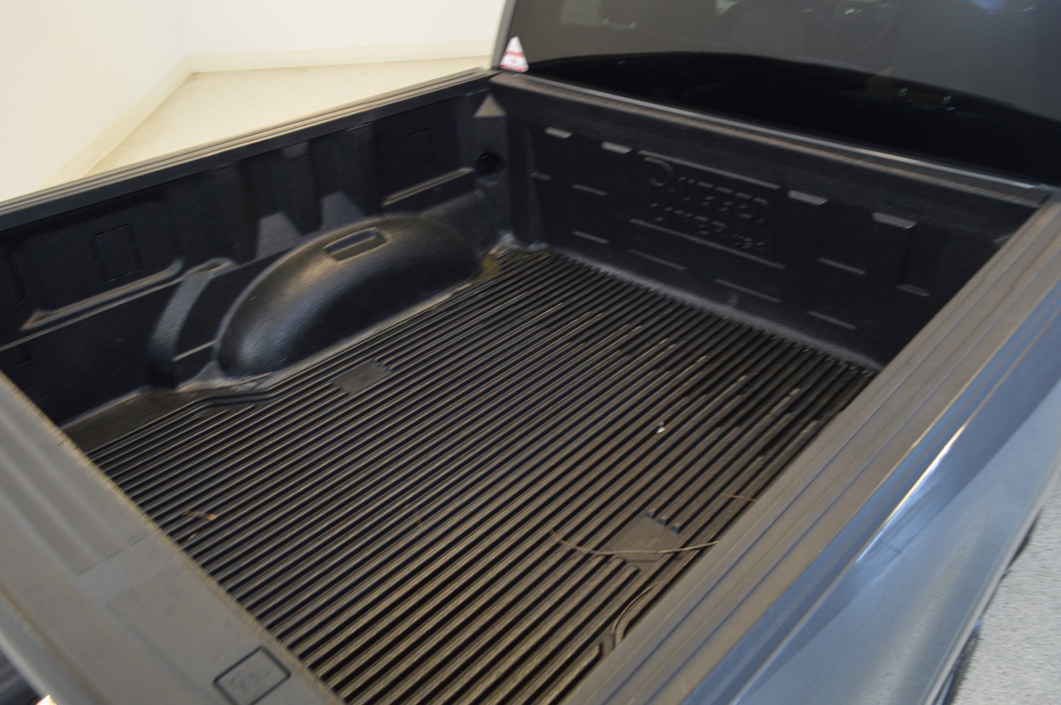 Used 2023 Ford F150 XLT image 13