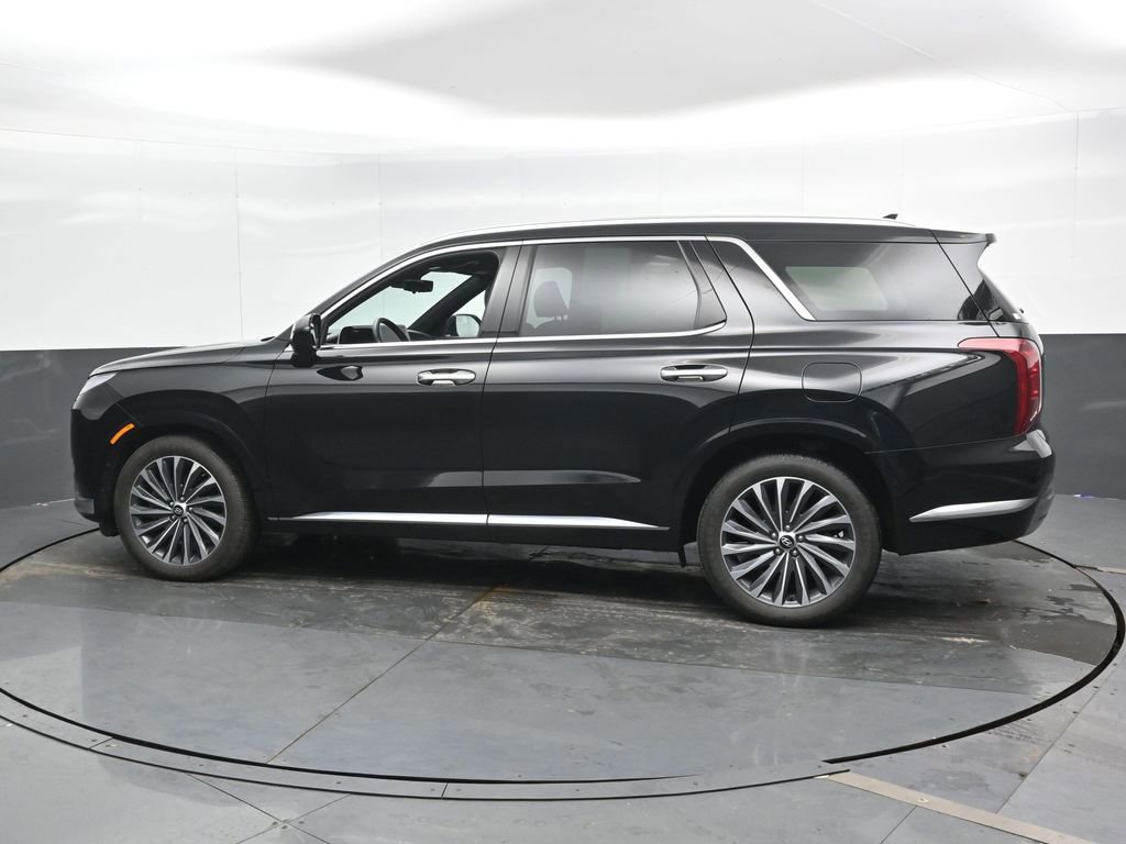 Used 2024 Hyundai Palisade Calligraphy image 8