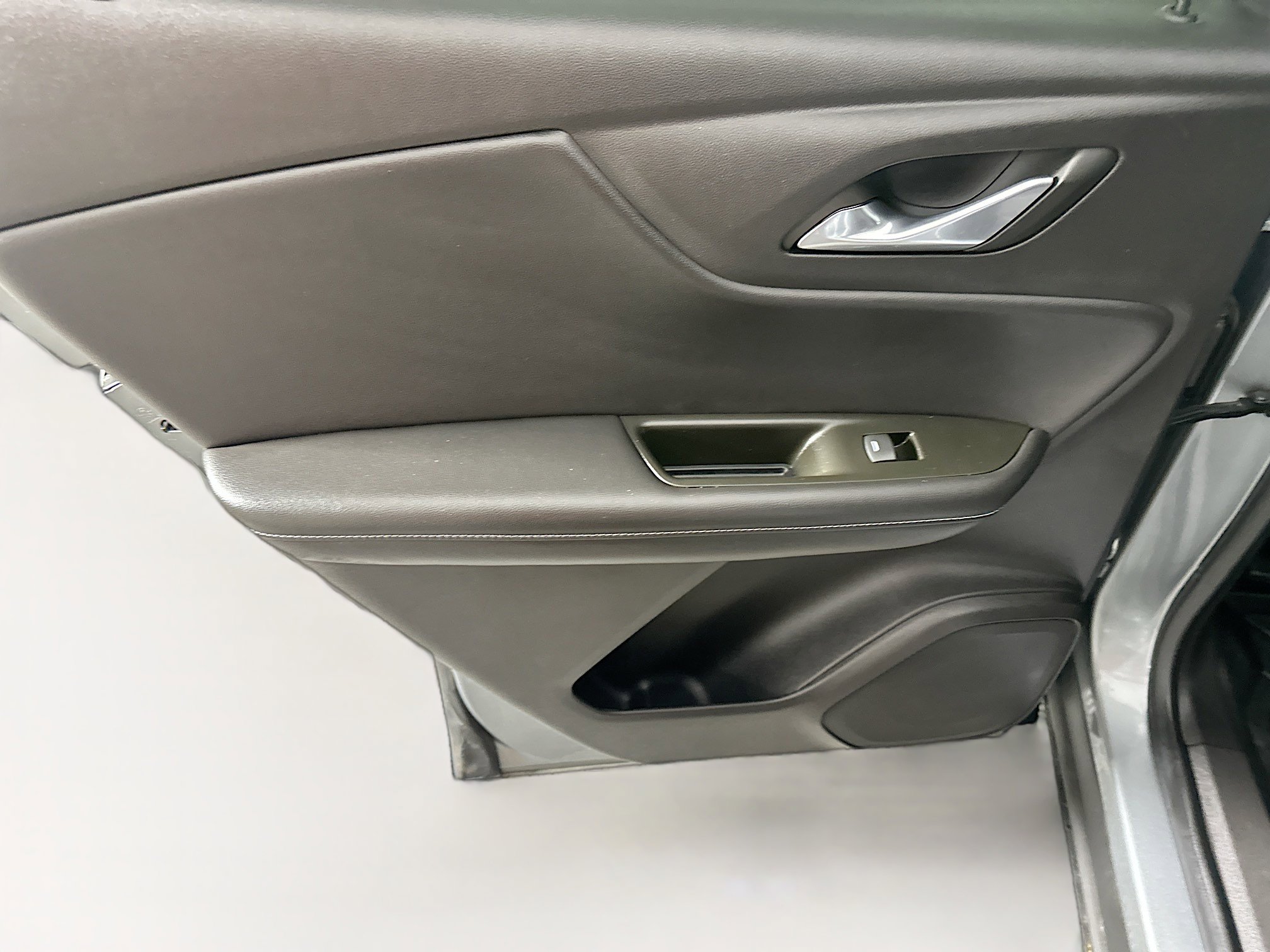 Used 2024 Chevrolet Blazer LT w/ Convenience Package image 25