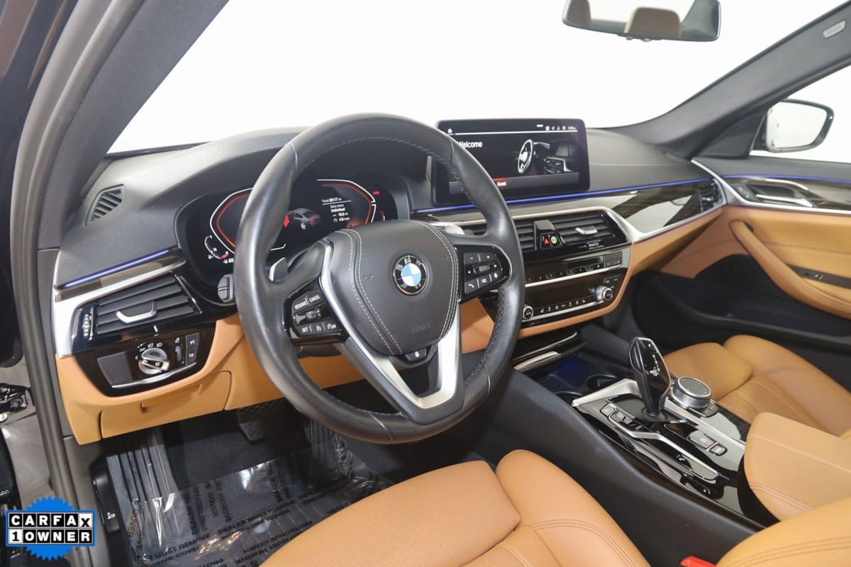 Used 2022 BMW 540i xDrive w/ M Sport Package image 27