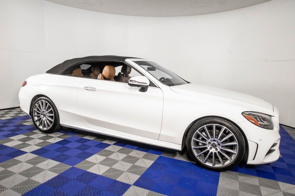 Used 2021 Mercedes-Benz C 300 C 300 image 4