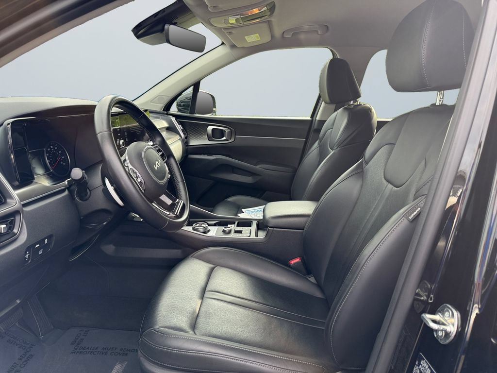 Used 2023 Kia Sorento EX AWD/4WD image 9