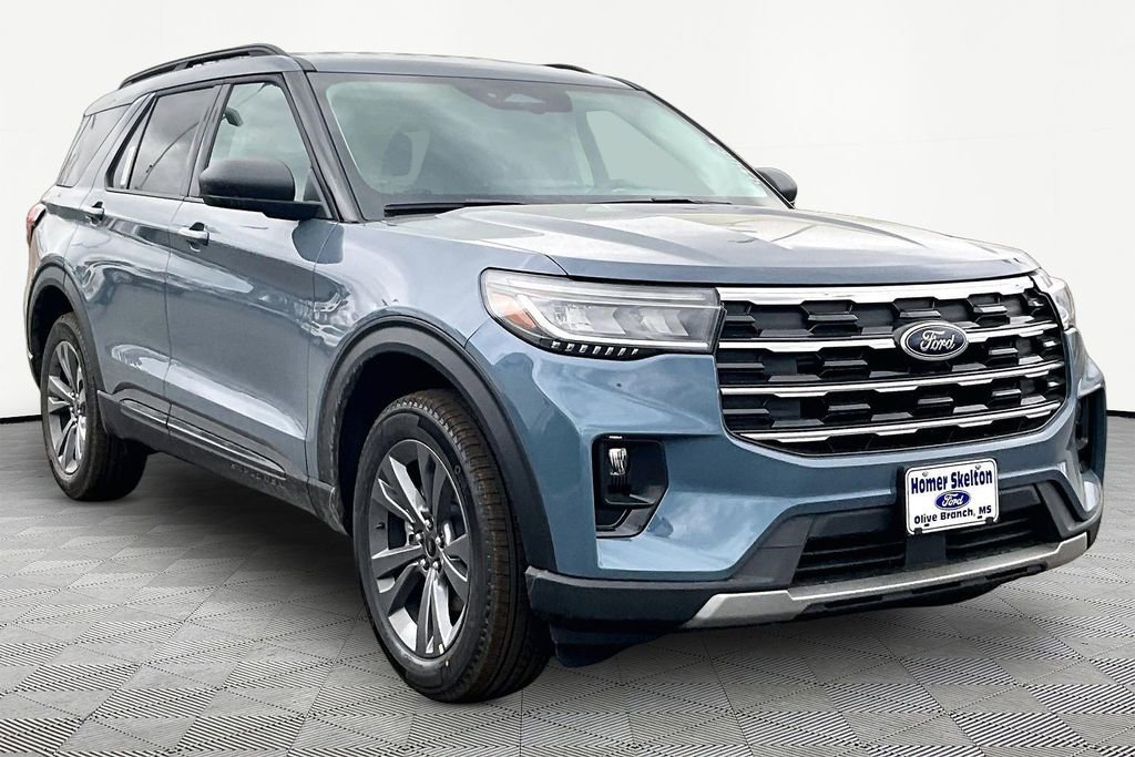 New 2026 Ford Explorer Active w/ Active Comfort Package image 1