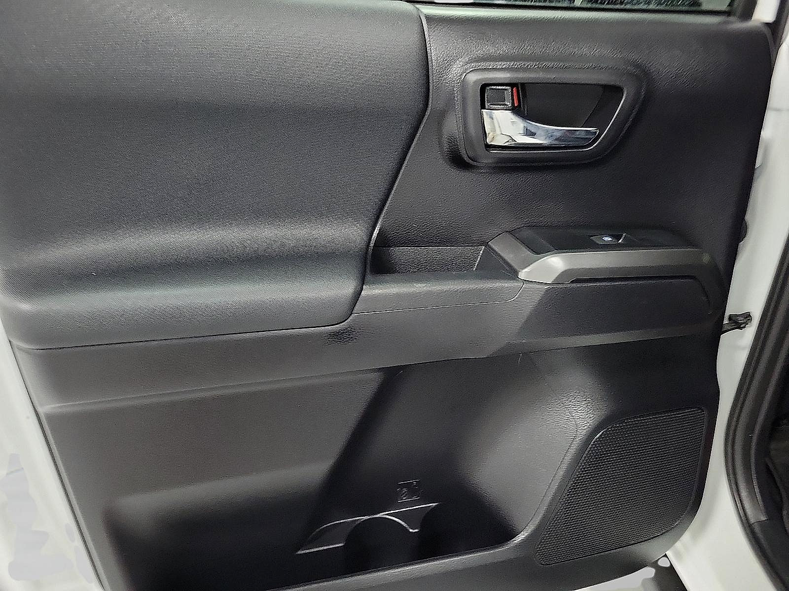 Certified 2020 Toyota Tacoma TRD Sport AWD/4WD image 11