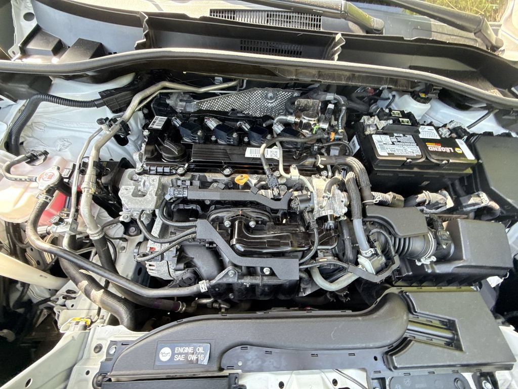 Used 2023 Toyota Corolla Cross XLE AWD/4WD image 17