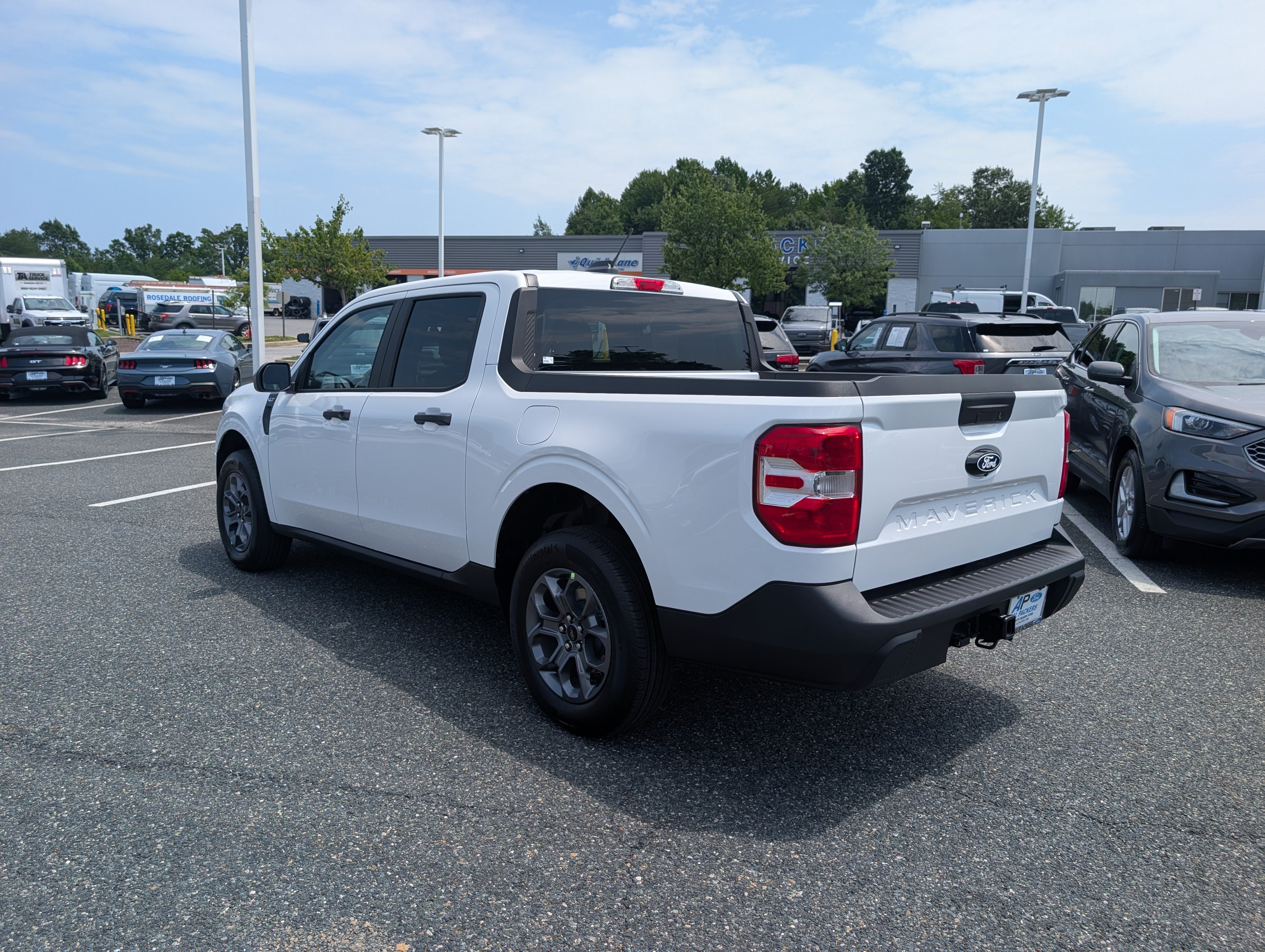 New 2026 Ford Maverick XLT w/ Equipment Group 301A AWD/4WD image 3
