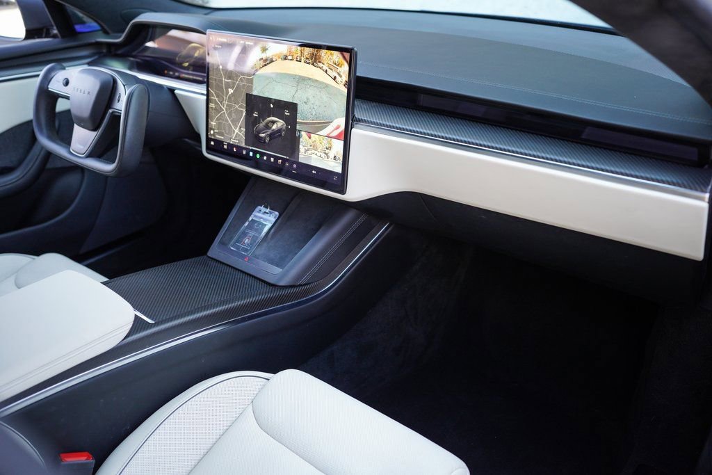 Used 2021 Tesla Model S Plaid image 21